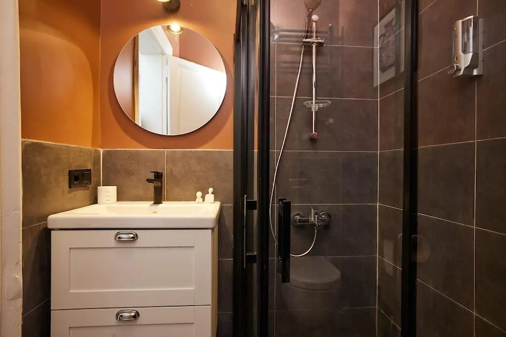 Charming 2Br Ac In Center - Santur D1 Apartment Istanbul